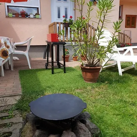 Πανσιόν Renata Vendeghaz 3*